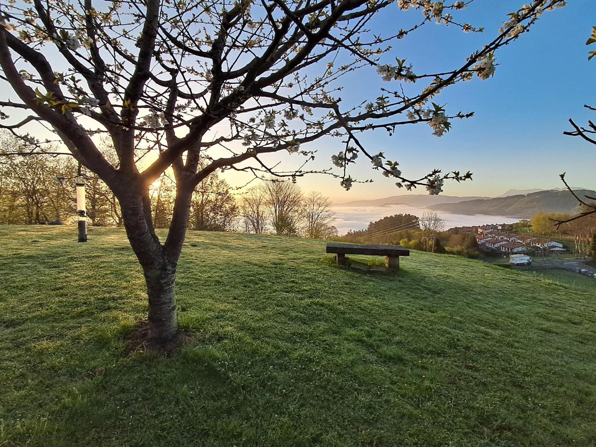 B&B Eguzkitza Elgeta Bagian luar foto